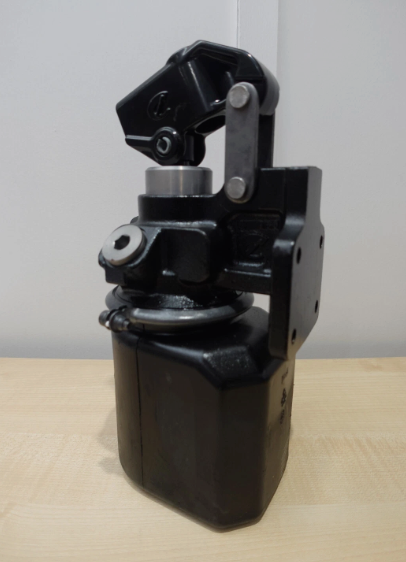 Brian James Trailers Plastic Manual Hydraulic Pump, Single acting, dual stroke